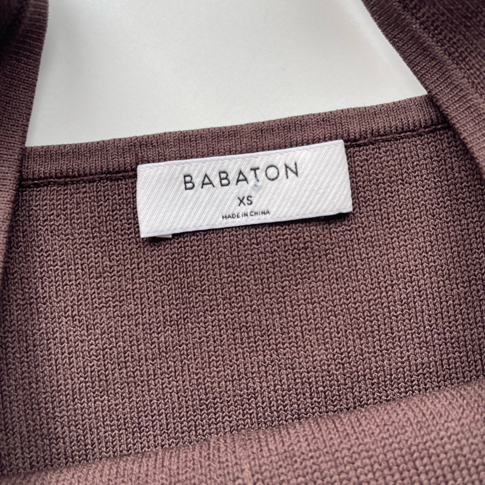 Aritzia Babton crop top - Picture 3 of 3